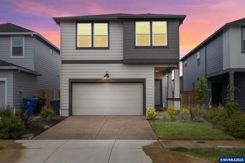 4821 Thyme Av NE Salem OR 97301