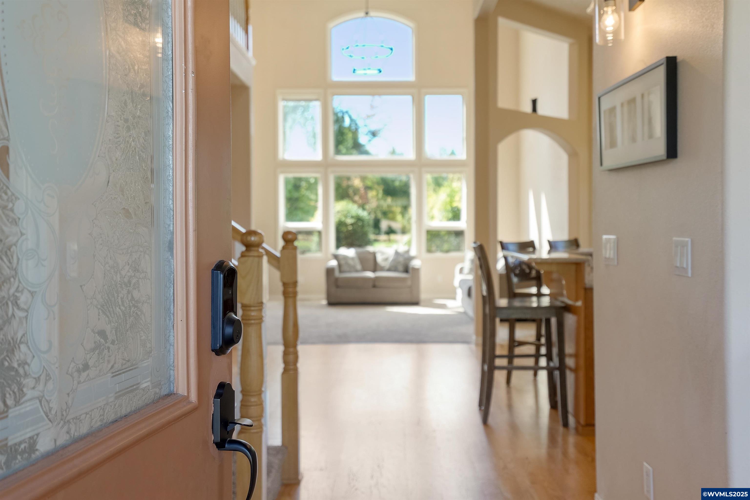 Woodburn, Oregon 97071, United States, 4 Bedrooms Bedrooms, ,3 BathroomsBathrooms,Residential,Active,198383