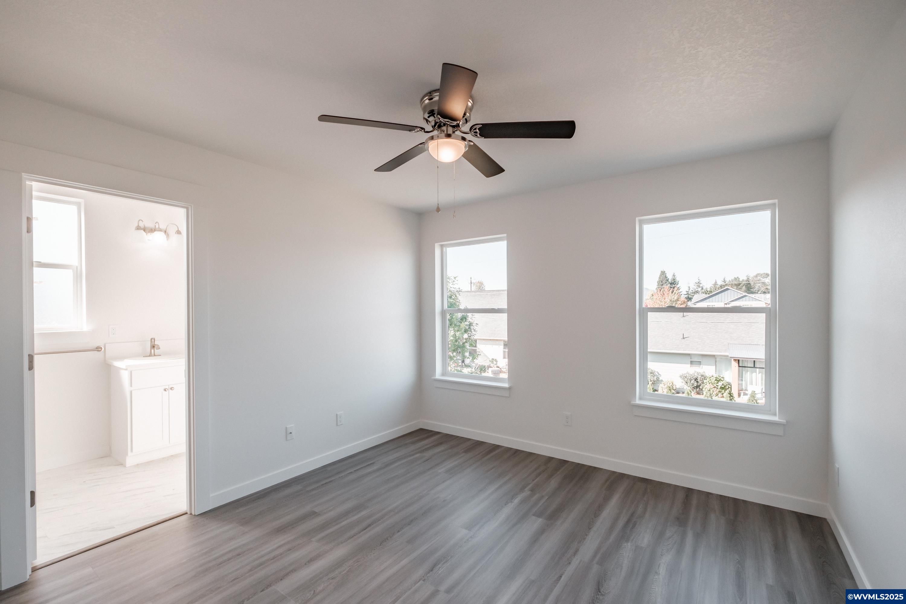 Lebanon, Oregon 97355, United States, 6 Bedrooms Bedrooms, ,6 BathroomsBathrooms,Residential,Active,193052