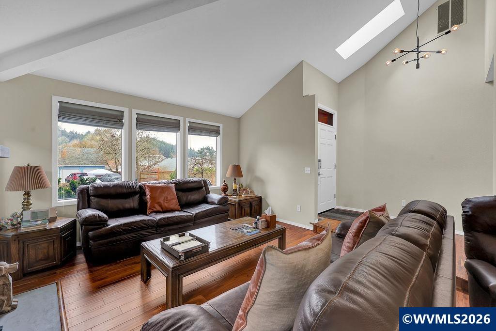 1626 Cinnamon Hill Dr SE