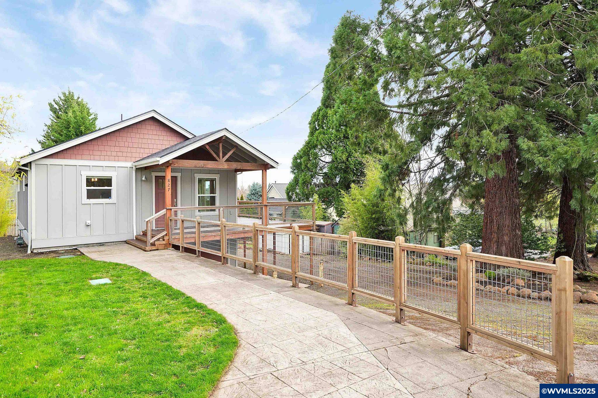 Silverton, Oregon 97381, United States, 1 Bedroom Bedrooms, ,1 BathroomBathrooms,Residential,Active,96062