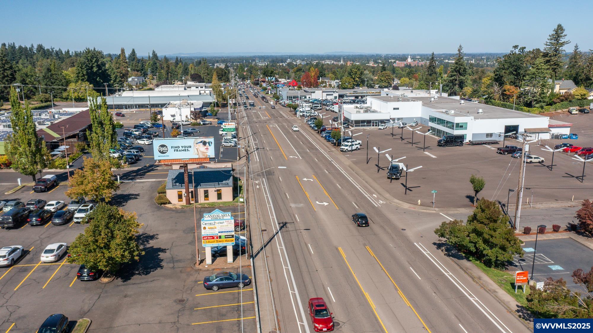 Salem, Oregon 97302, United States, 6 Bedrooms Bedrooms, ,2 BathroomsBathrooms,Residential,Pending,211641