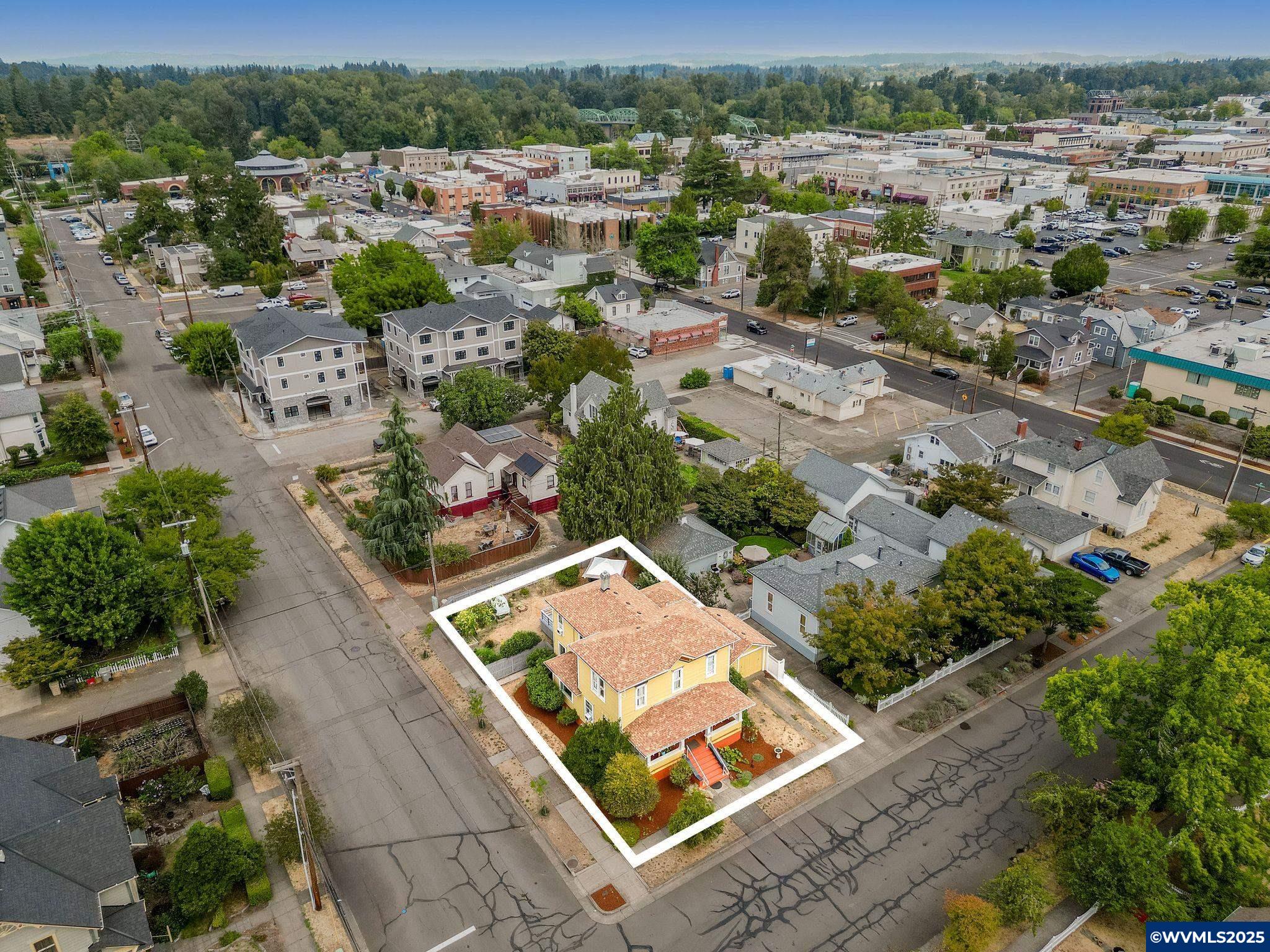 539 5th Av SW