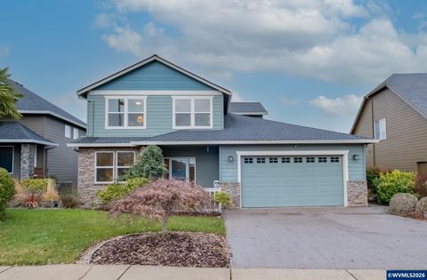 527 Grandover Av SE Salem OR 97306