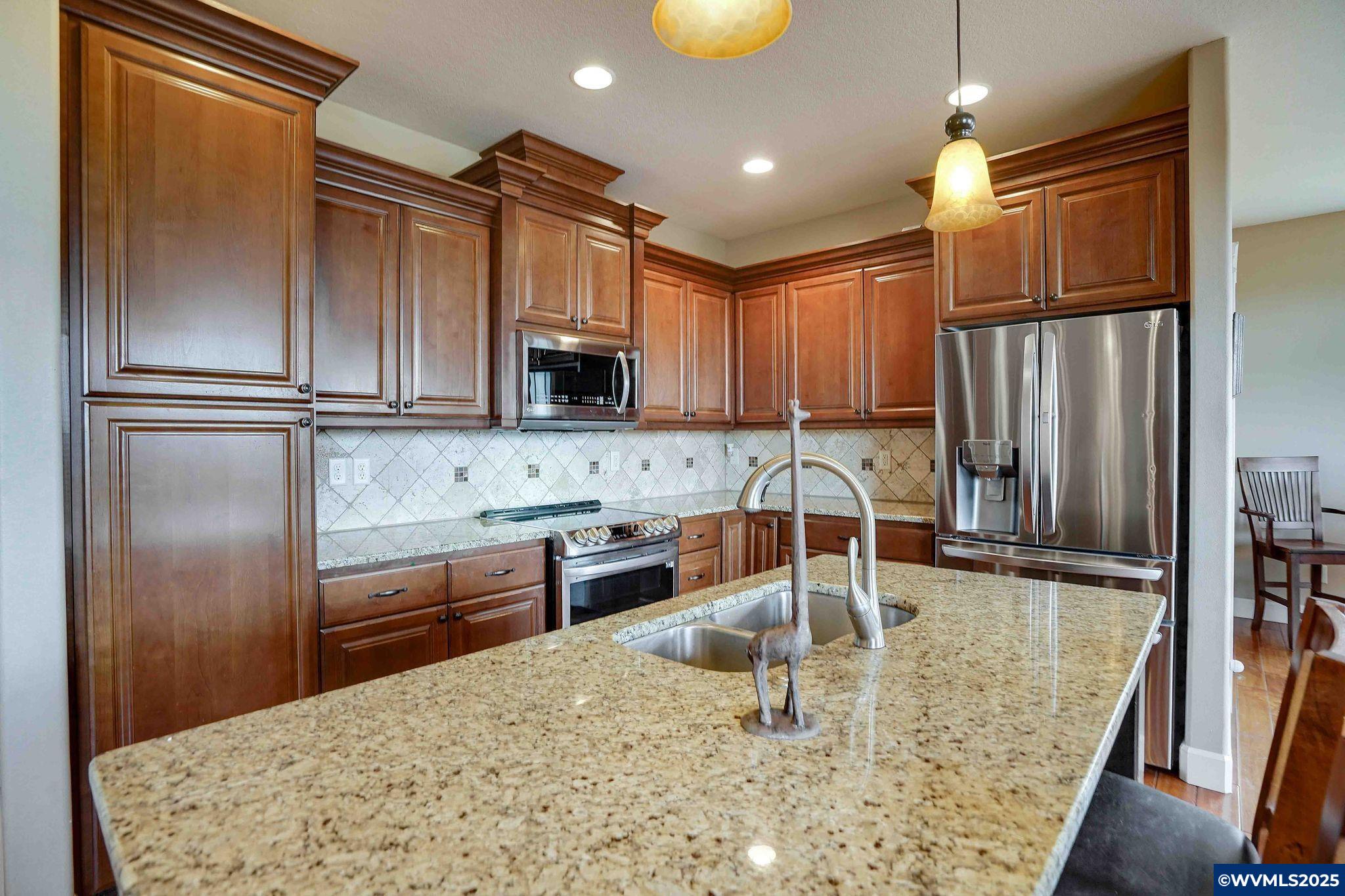 Salem, Oregon 97306, United States, 3 Bedrooms Bedrooms, ,2 BathroomsBathrooms,Residential,Active,95164