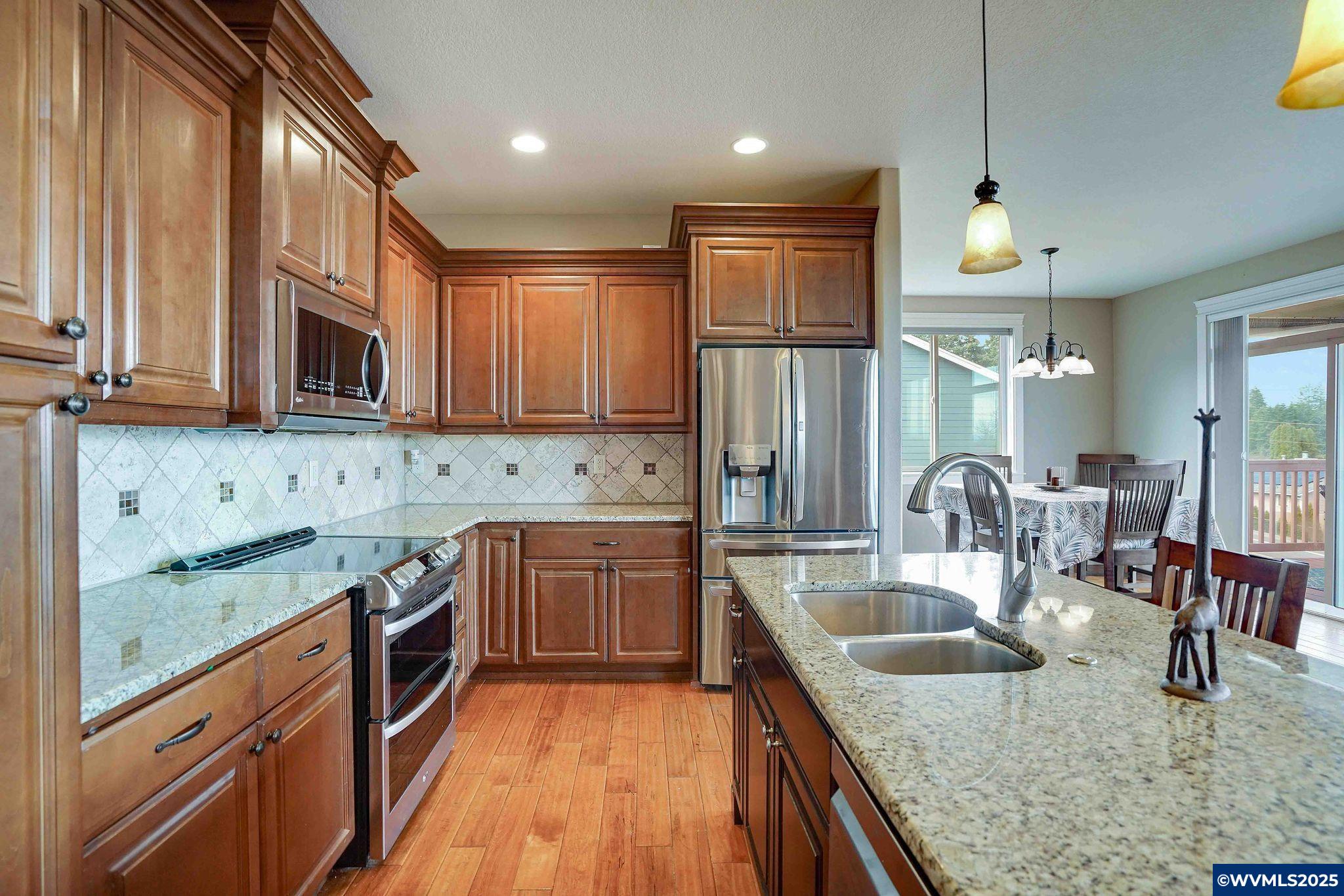 Salem, Oregon 97306, United States, 3 Bedrooms Bedrooms, ,2 BathroomsBathrooms,Residential,Active,95164