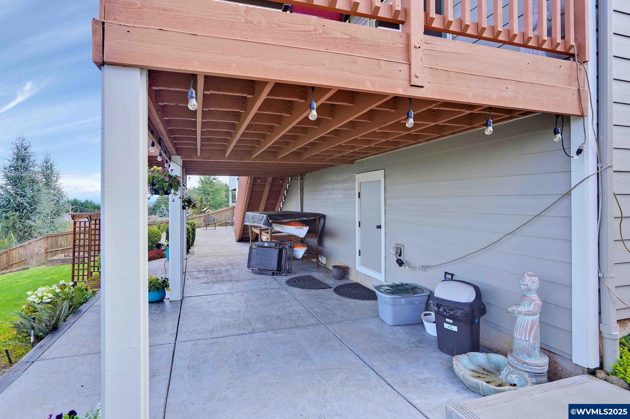 Salem, Oregon 97306, United States, 3 Bedrooms Bedrooms, ,2 BathroomsBathrooms,Residential,Active,95164