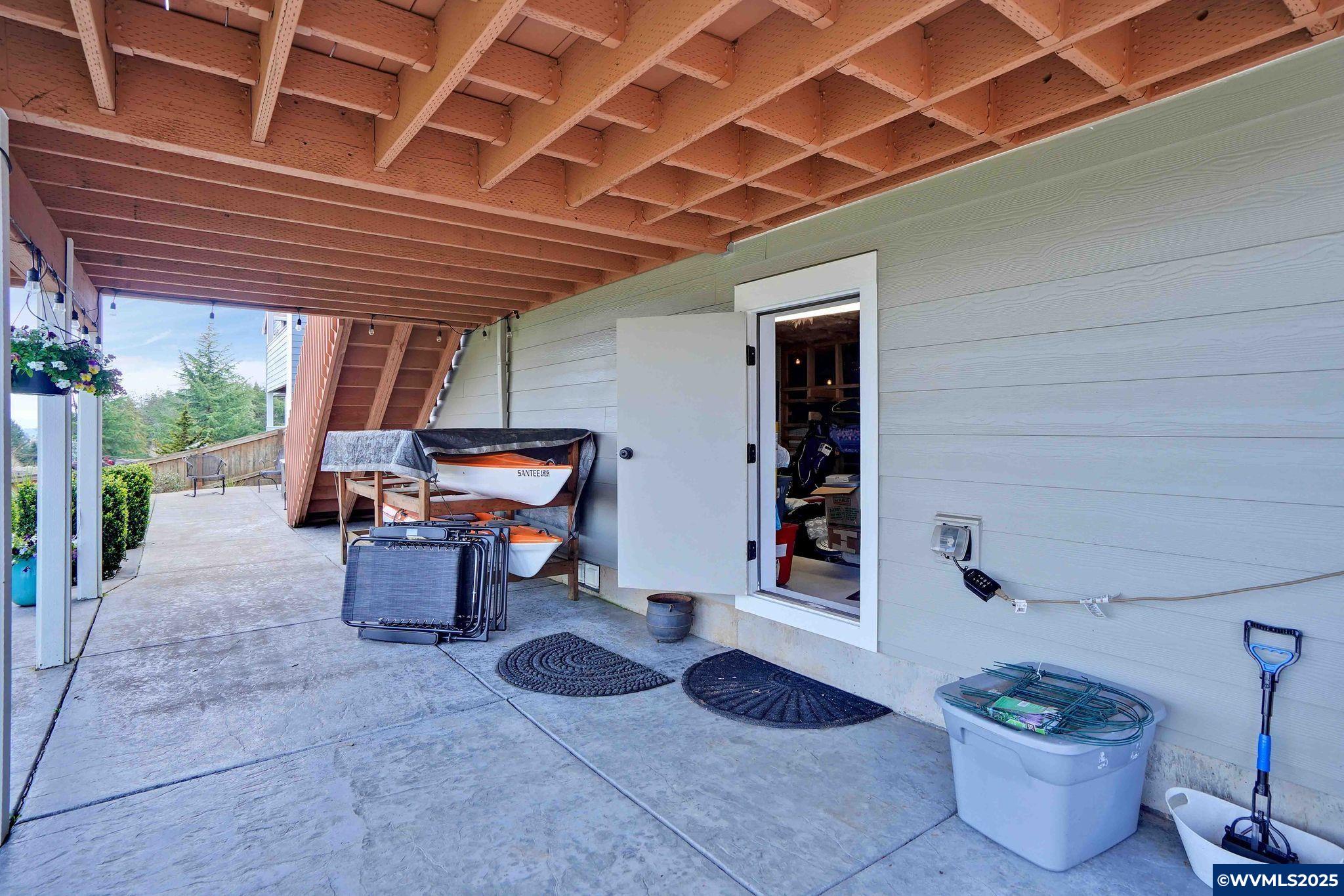 Salem, Oregon 97306, United States, 3 Bedrooms Bedrooms, ,2 BathroomsBathrooms,Residential,Active,95164