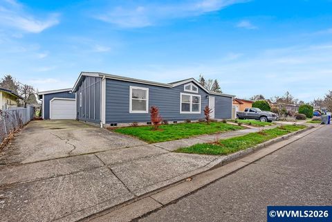 1932 Cottontail Ct NE Salem OR 97305