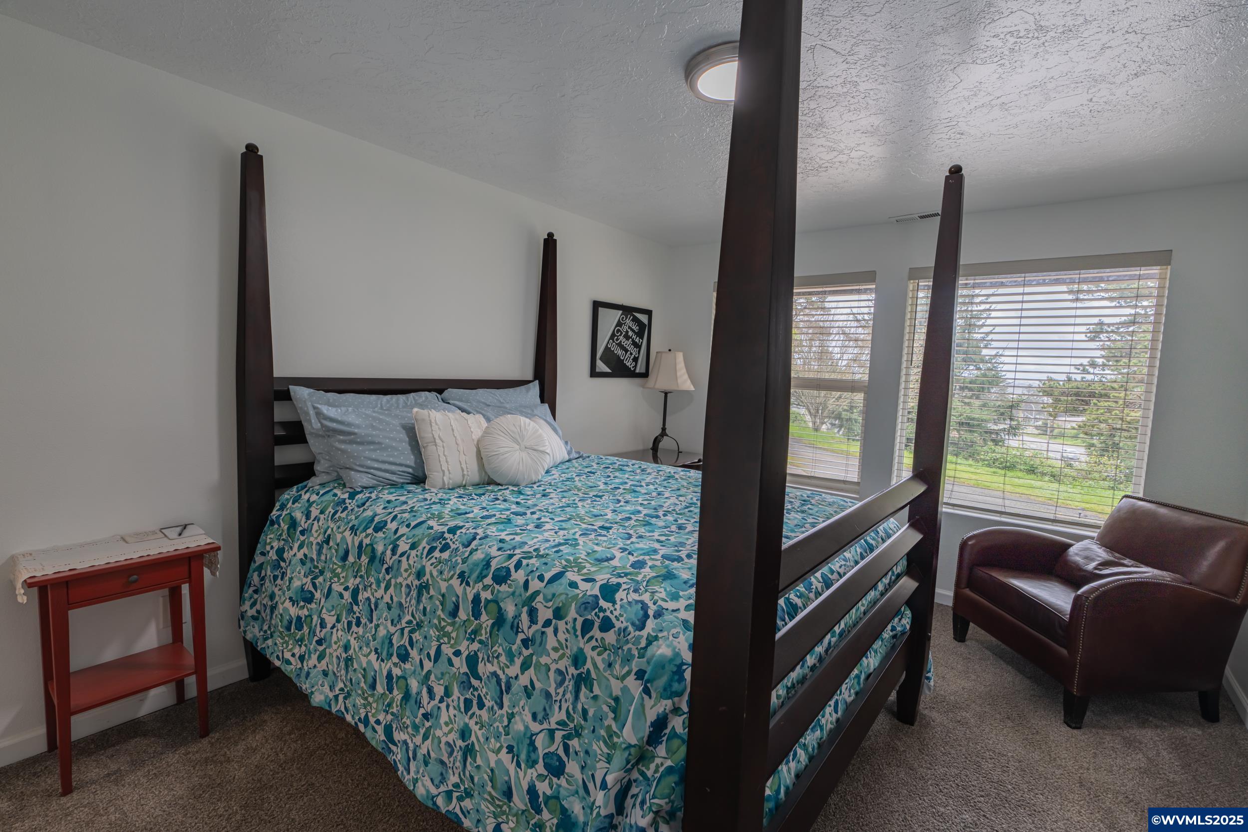 Newport, Oregon 97365, United States, 3 Bedrooms Bedrooms, ,3 BathroomsBathrooms,Residential,Pending,119714