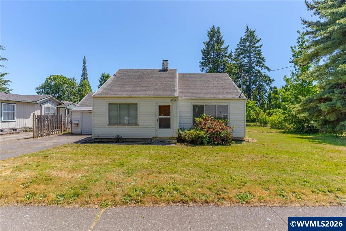 1860 Keizer Rd NE
