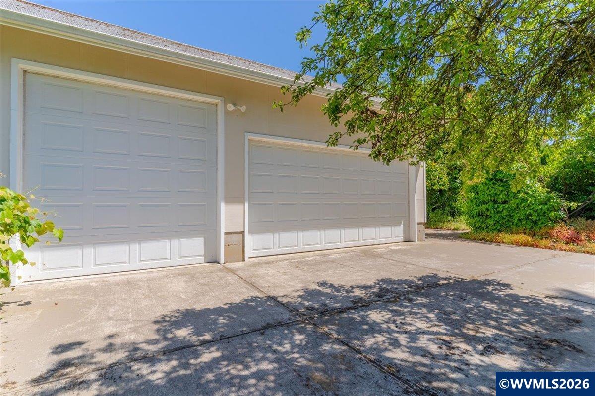 1860 Keizer Rd NE