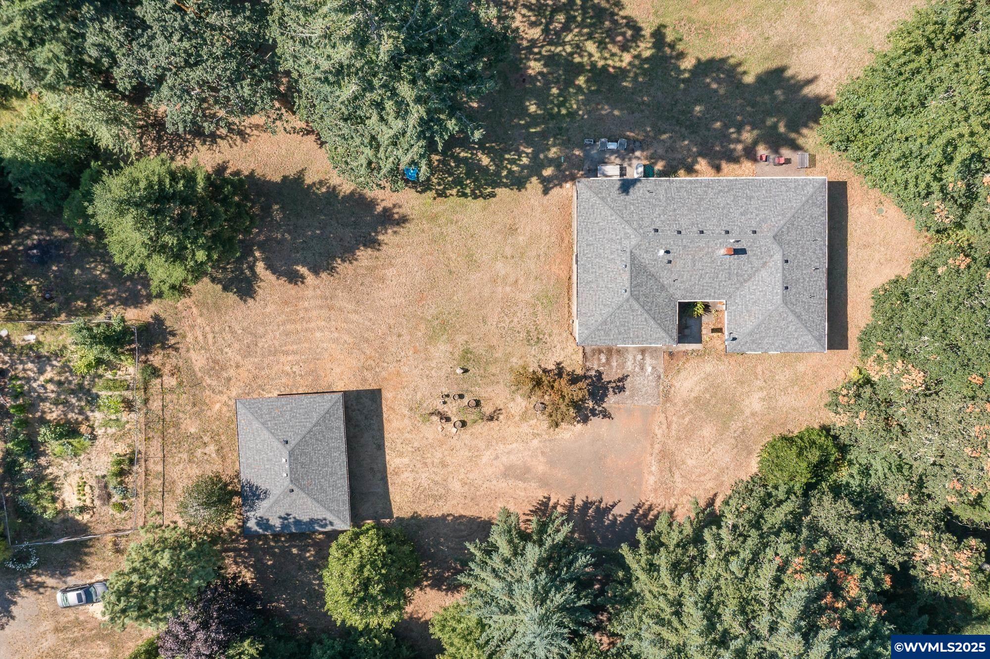 688 Wyatt Ln