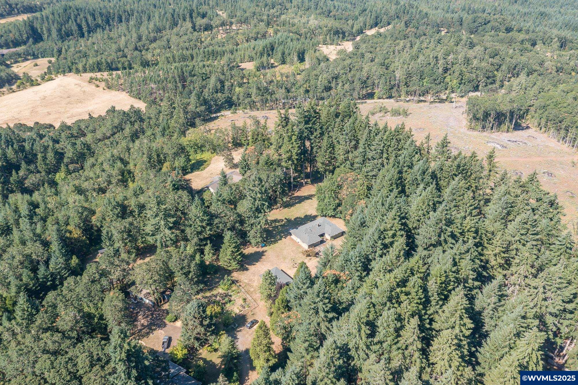 688 Wyatt Ln