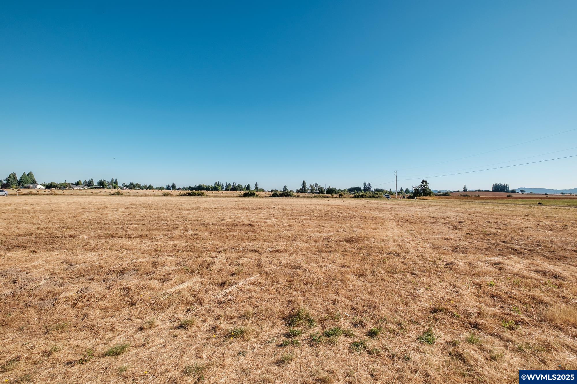 2515 E Ellendale (Next to) Av