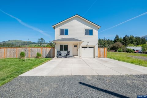 123 Sorbin Av E Gates OR 97346