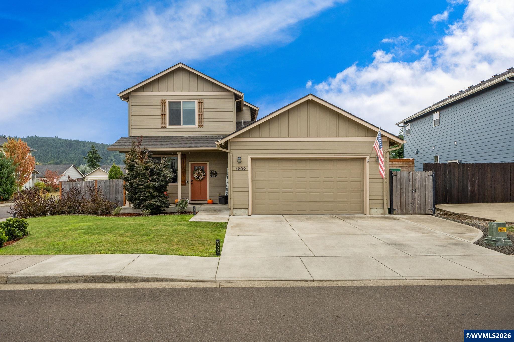 1202 Albatross Ct