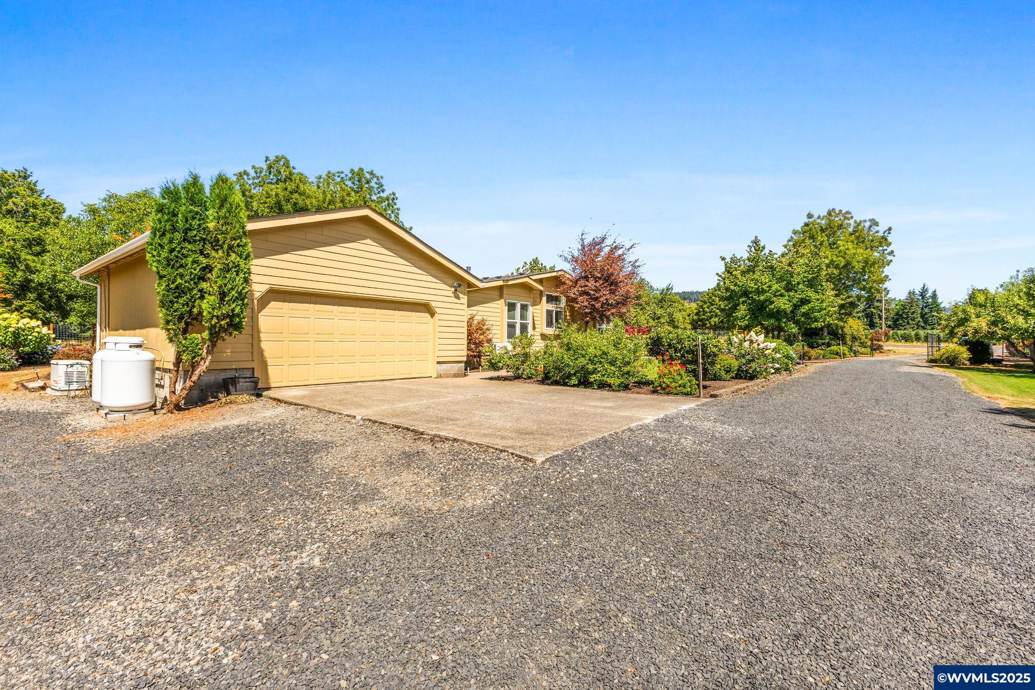 17055 Coon Hollow Rd SE