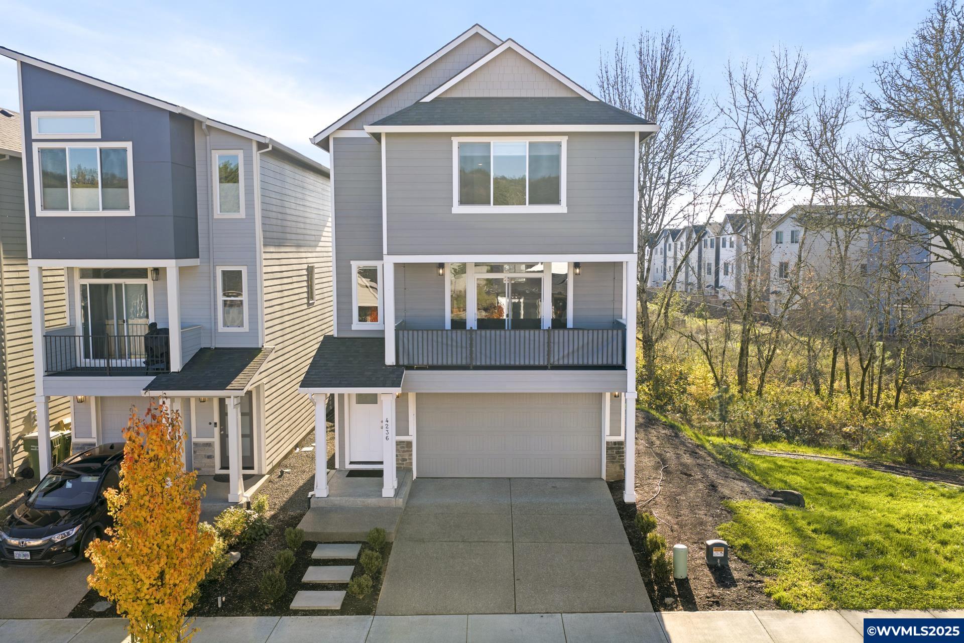 4236 E Willakenzie St