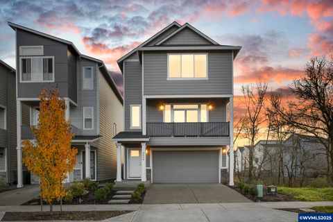 4236 E Willakenzie St Newberg OR 97132