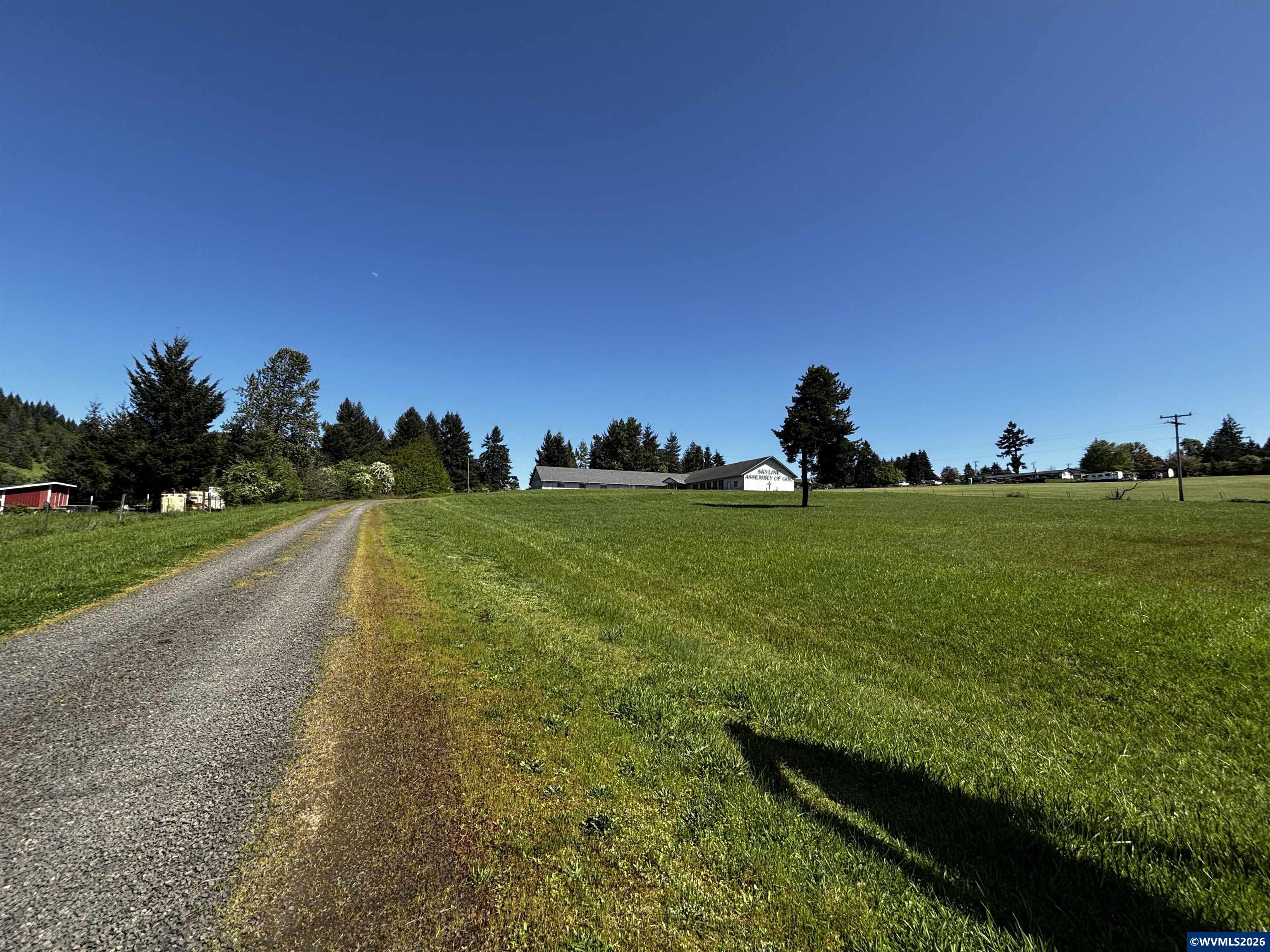 38520, 38524 Highway 226