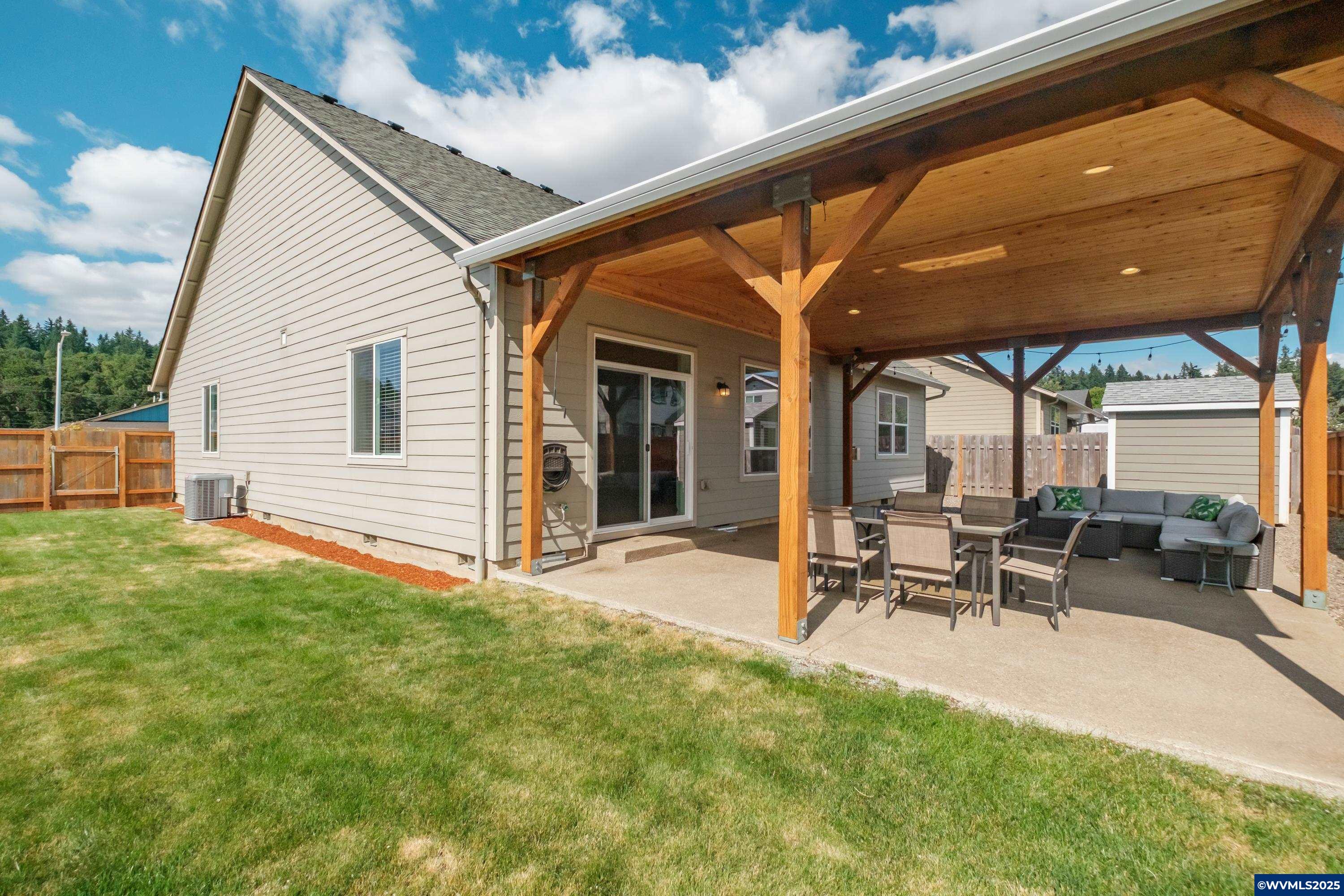 Turner, Oregon 97392, United States, 4 Bedrooms Bedrooms, ,2 BathroomsBathrooms,Residential,Active,154475