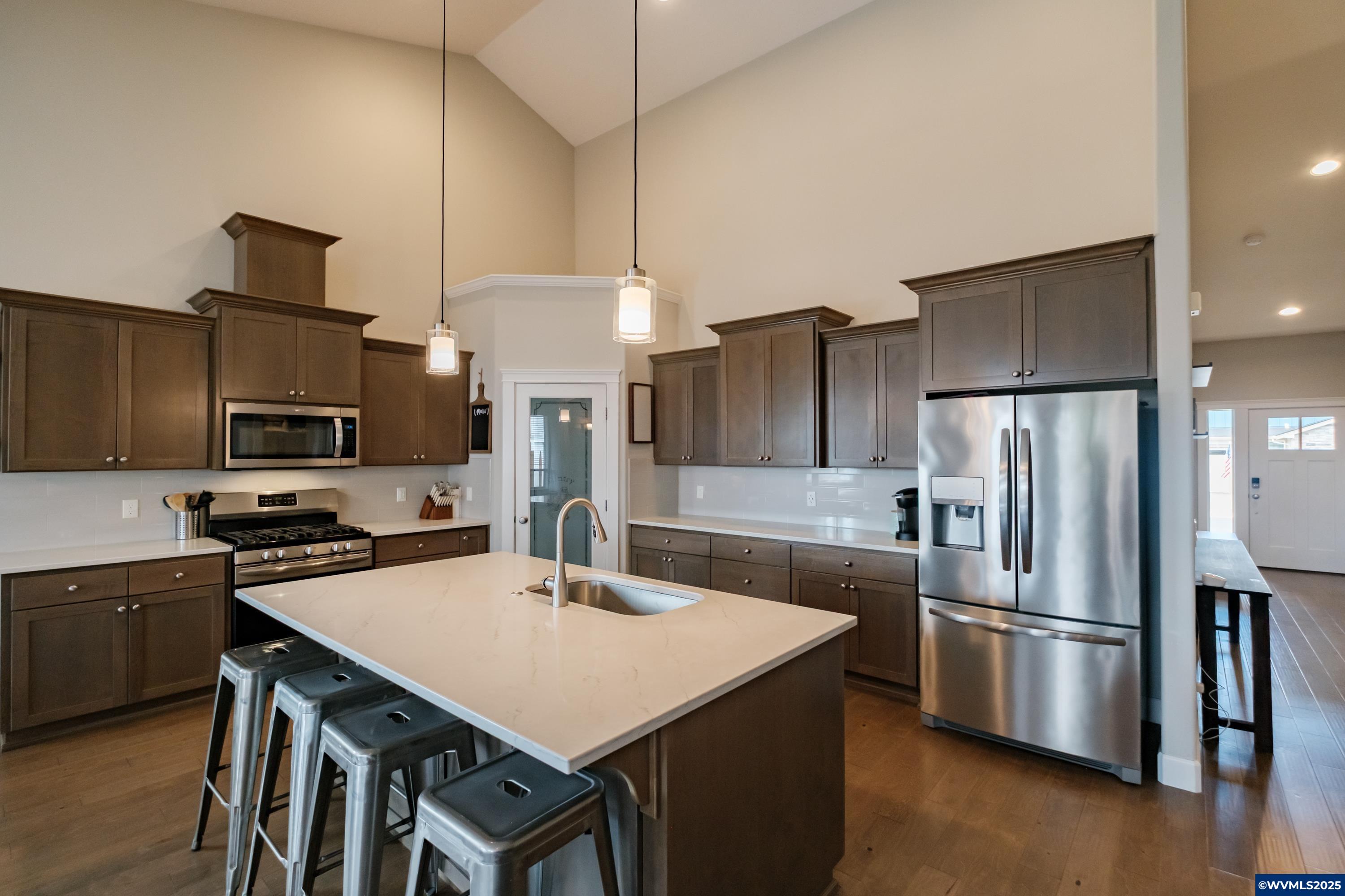 Turner, Oregon 97392, United States, 4 Bedrooms Bedrooms, ,2 BathroomsBathrooms,Residential,Active,154475