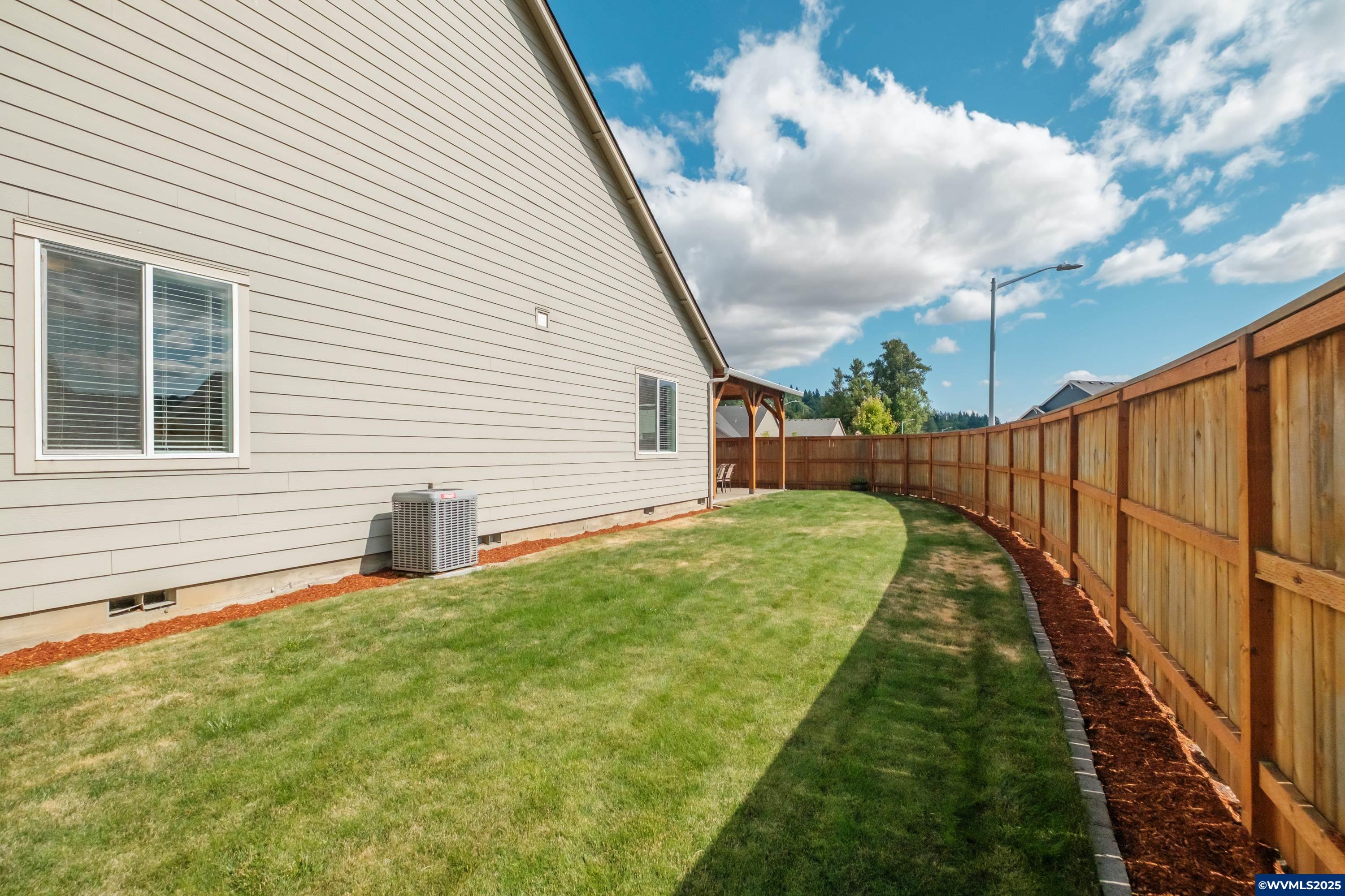 Turner, Oregon 97392, United States, 4 Bedrooms Bedrooms, ,2 BathroomsBathrooms,Residential,Active,154475