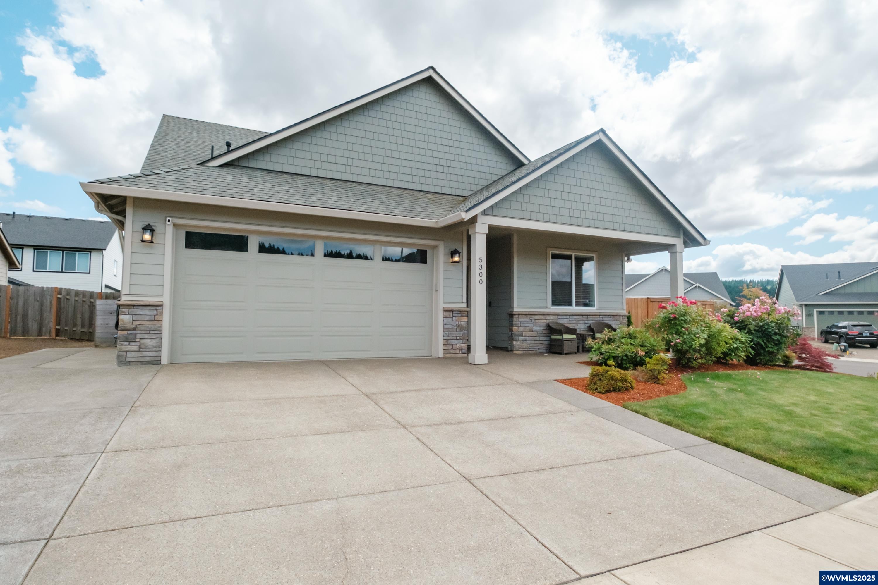 Turner, Oregon 97392, United States, 4 Bedrooms Bedrooms, ,2 BathroomsBathrooms,Residential,Active,154475