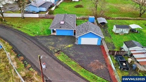 75 Sturtevant Rd Lebanon OR 97355