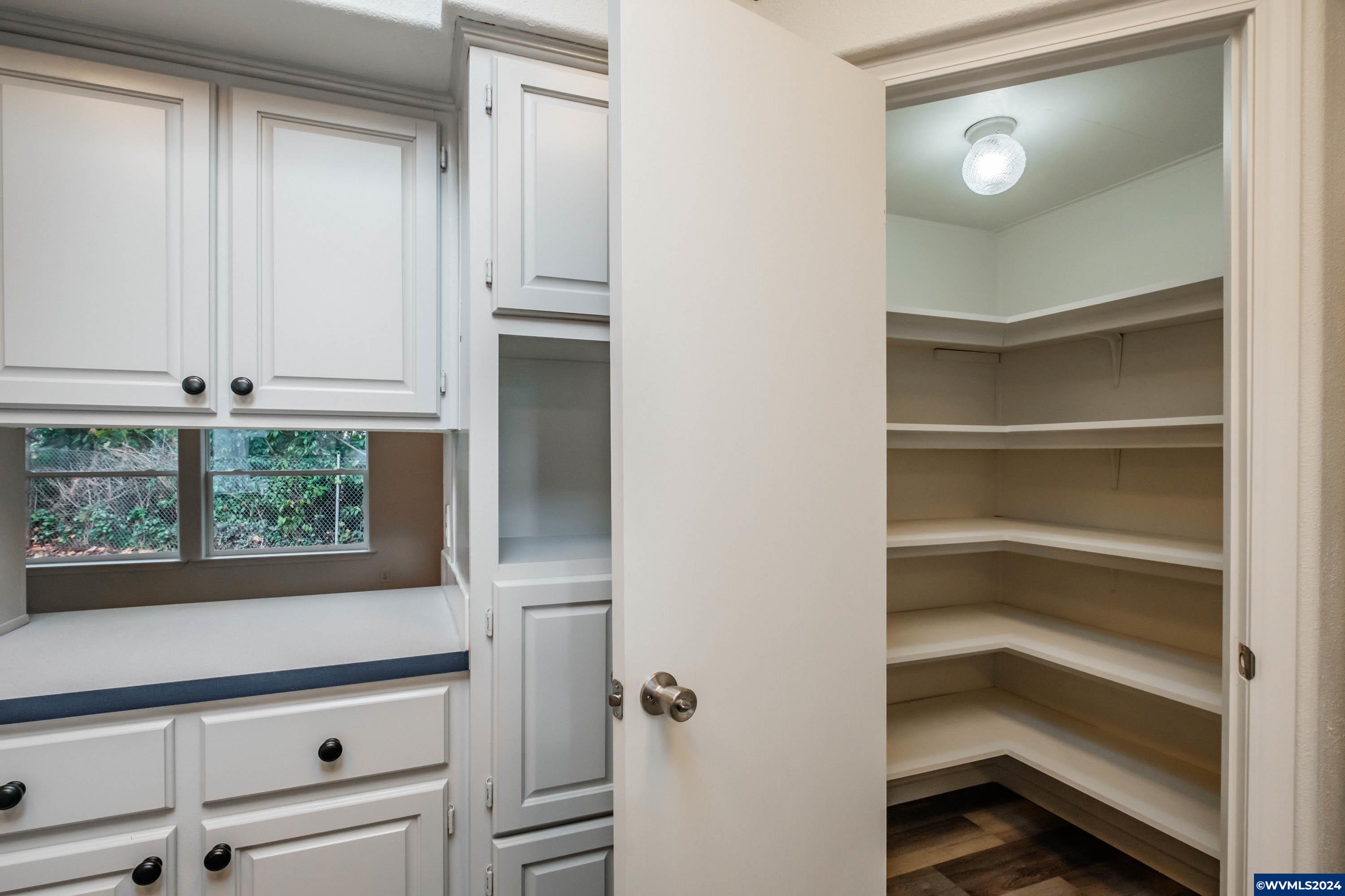 Woodburn, Oregon 97071, United States, 3 Bedrooms Bedrooms, ,2 BathroomsBathrooms,Residential,Active,62086