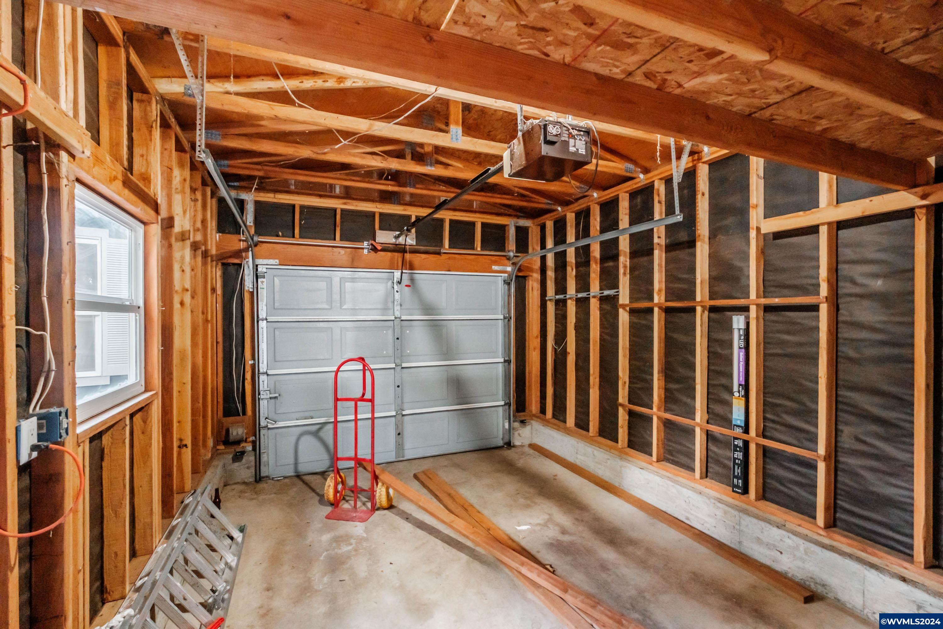 Woodburn, Oregon 97071, United States, 3 Bedrooms Bedrooms, ,2 BathroomsBathrooms,Residential,Active,62086