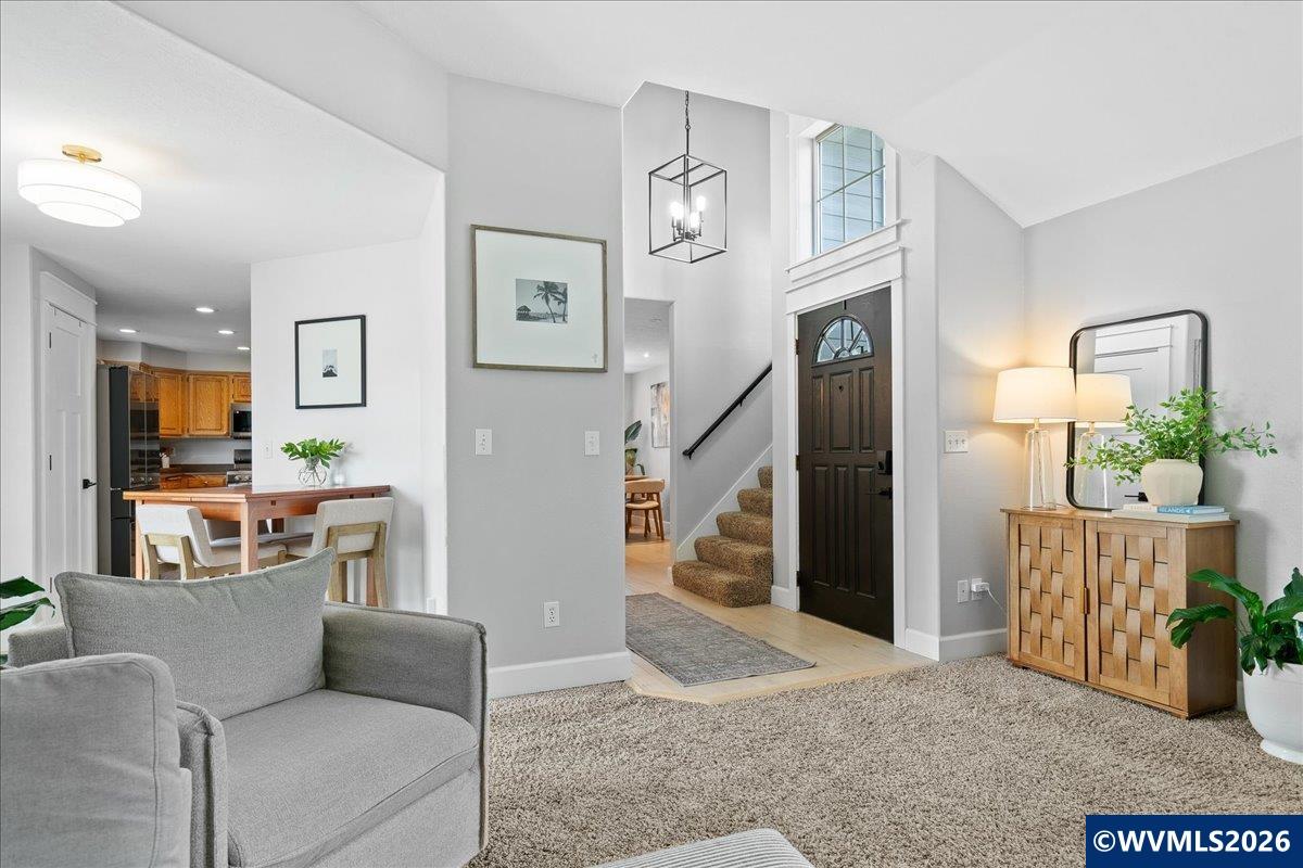 2109 N Valeri Dr