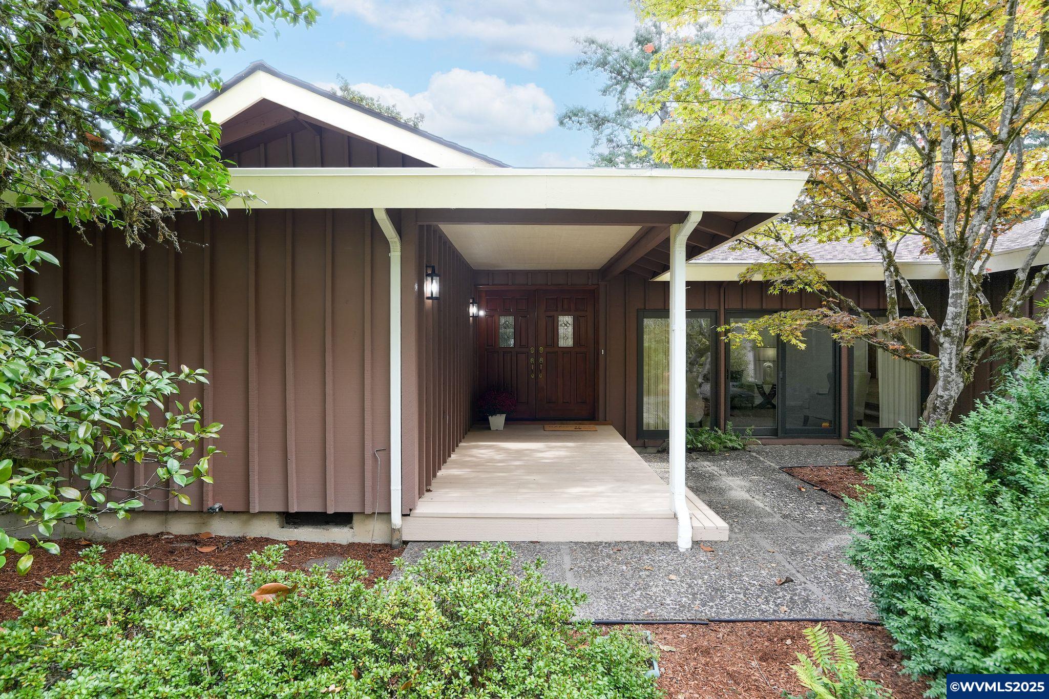 1835 NW Juniper Pl
