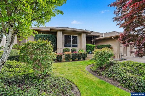 918 Hazeltine Av SE Salem OR 97306
