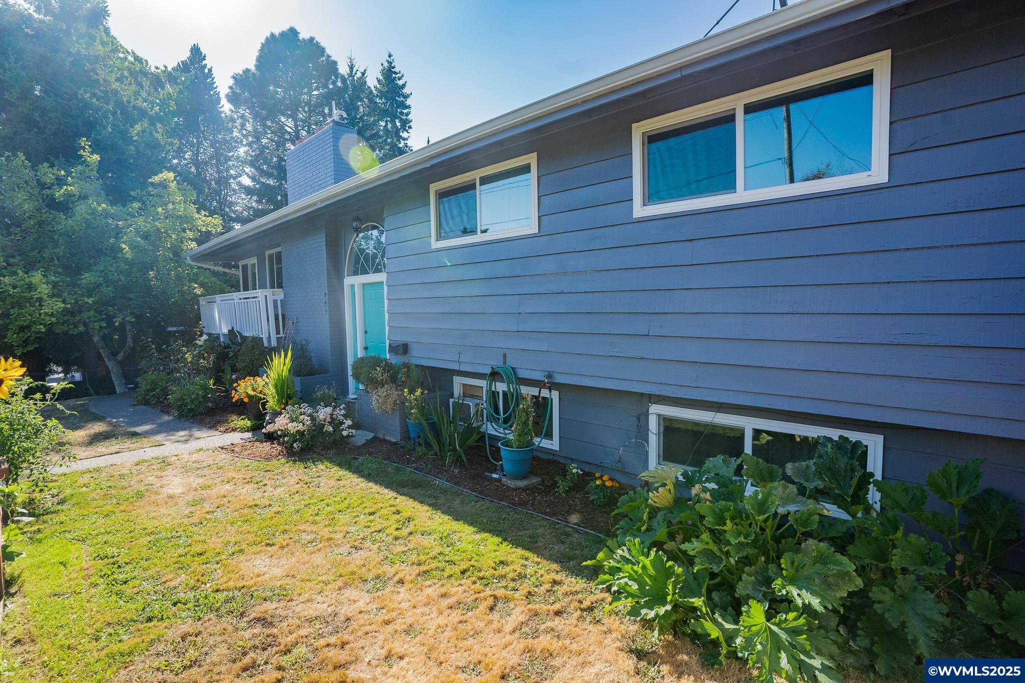 945 Gerleon St SE