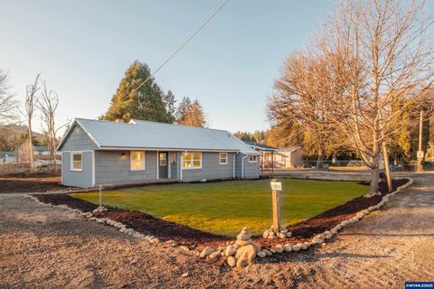 Featured picture for the property 824963