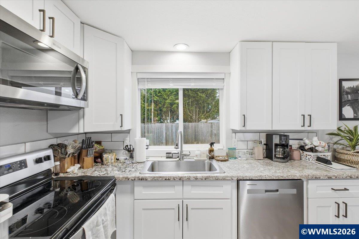 137 Tanglewood (-141) Dr