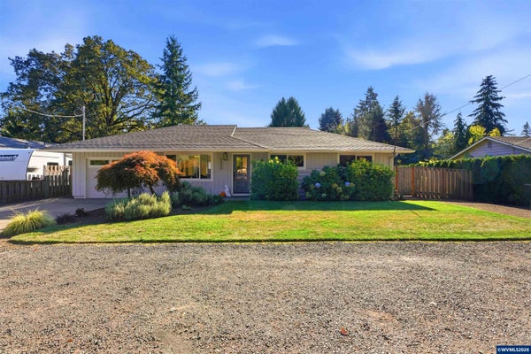 5840 BURMA RD, LAKE OSWEGO, OR 97035 - Image bb02fe7f43f76418b590e4e0e36403a1/2697496852