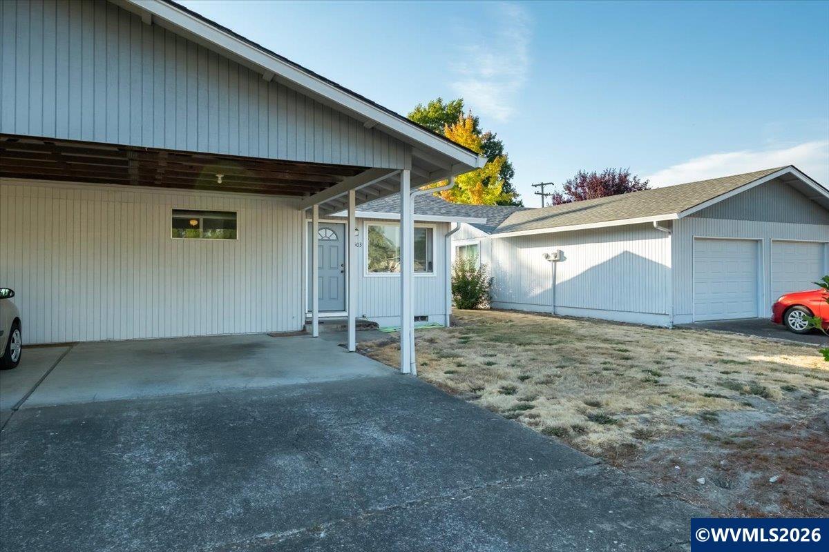 2501 Prairie (-2503) Pl SE