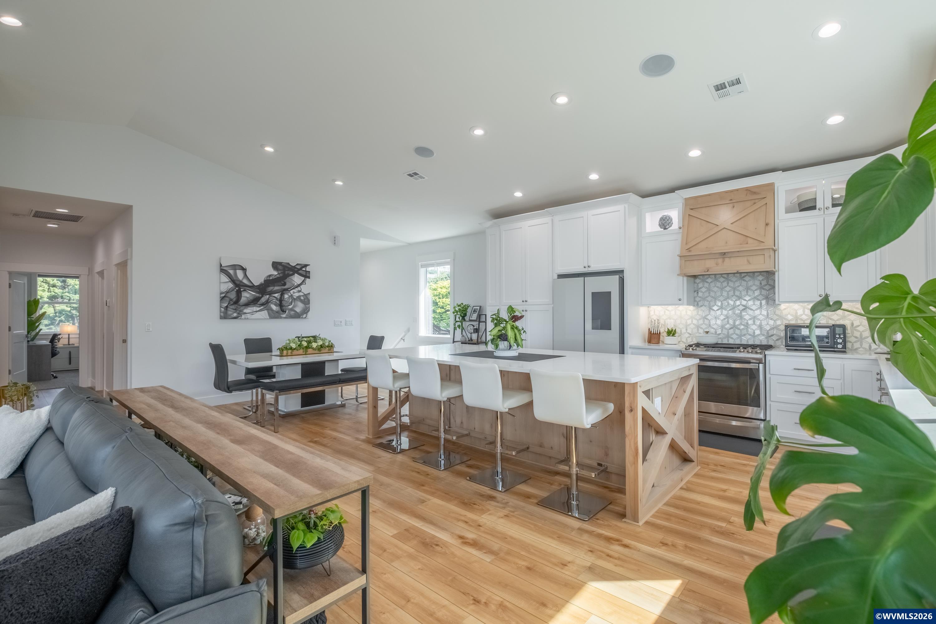 Experience inspired luxury in the coveted Roads End neighborhood, wher – image 12
