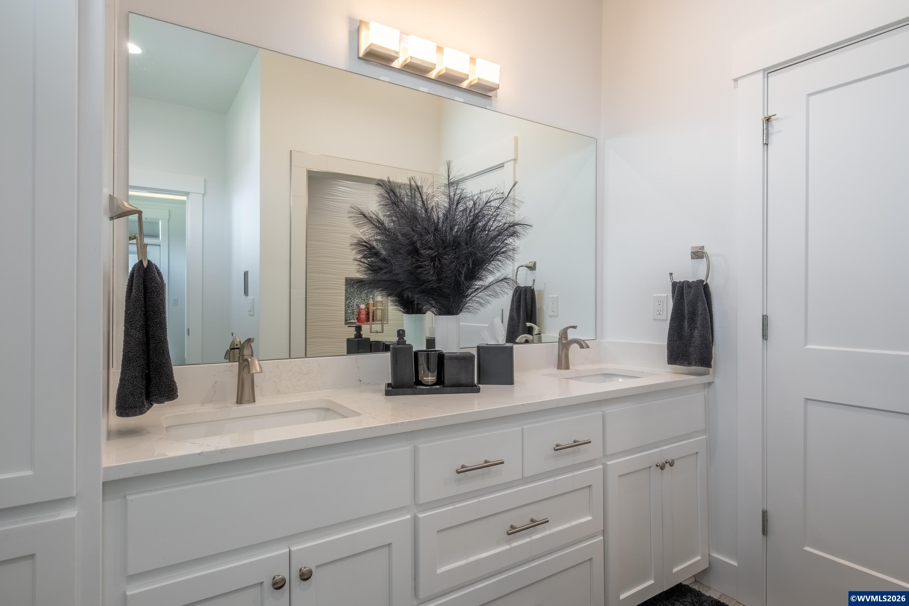Experience inspired luxury in the coveted Roads End neighborhood, wher – image 20