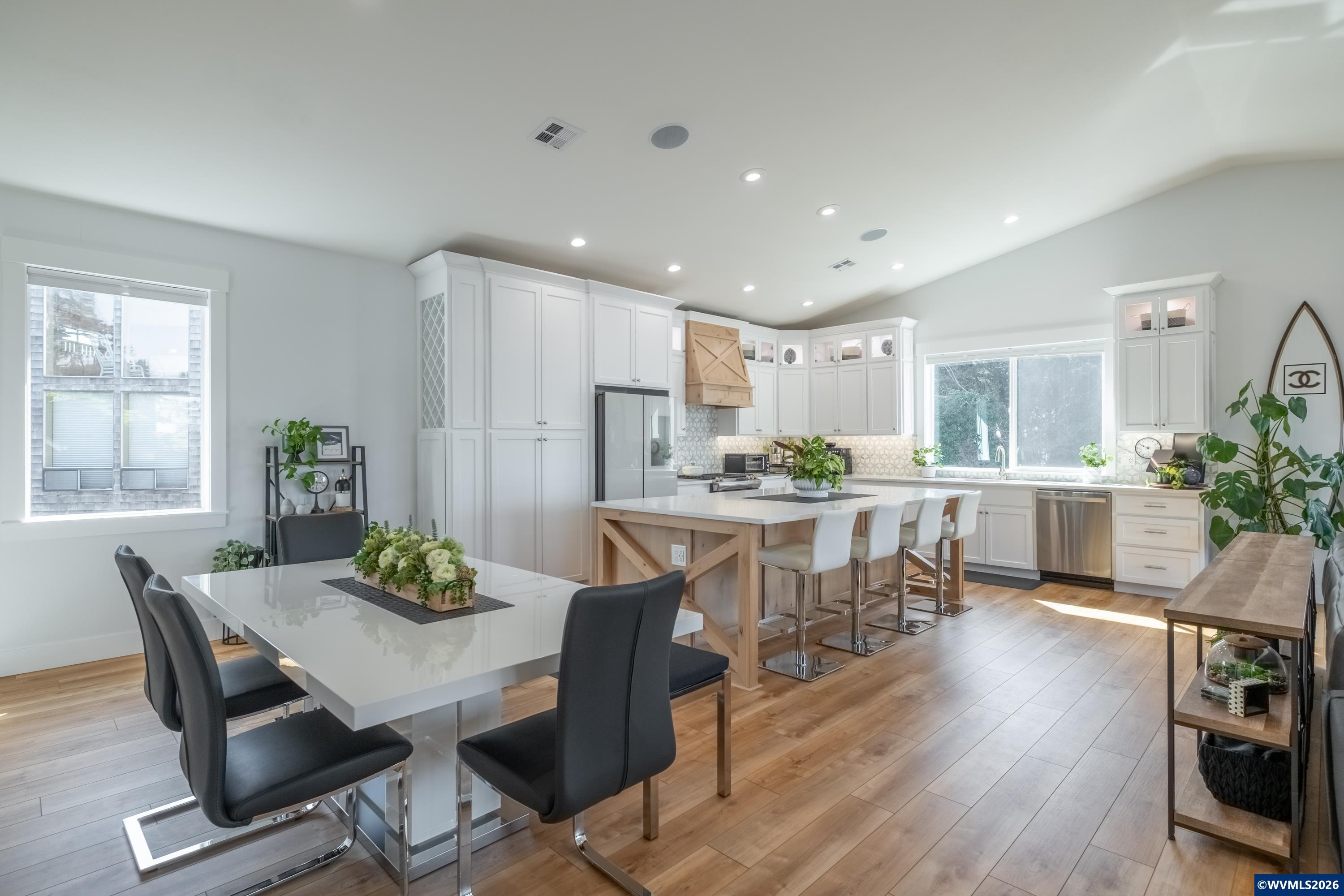 Experience inspired luxury in the coveted Roads End neighborhood, wher – image 11