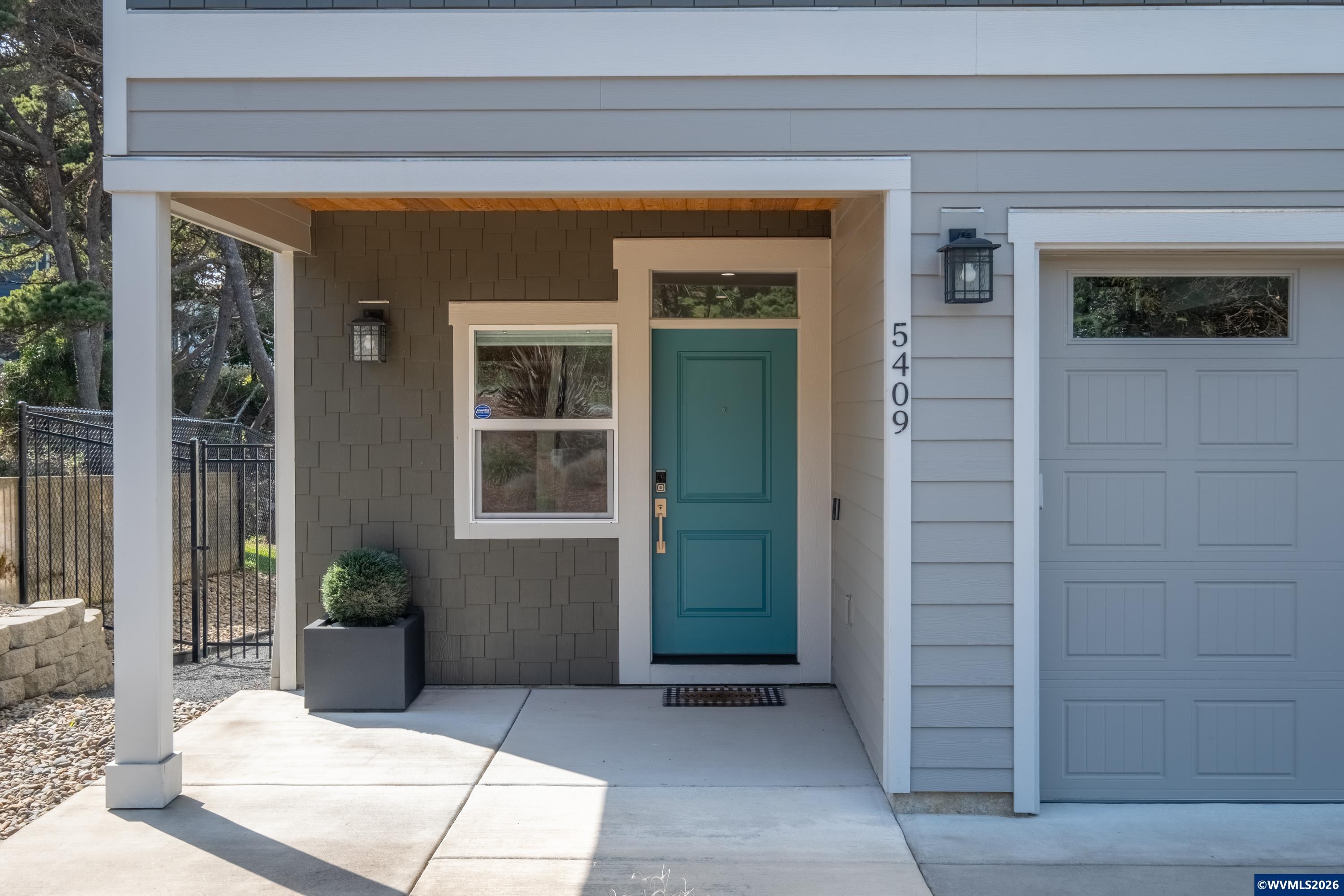 Experience inspired luxury in the coveted Roads End neighborhood, wher – image 3