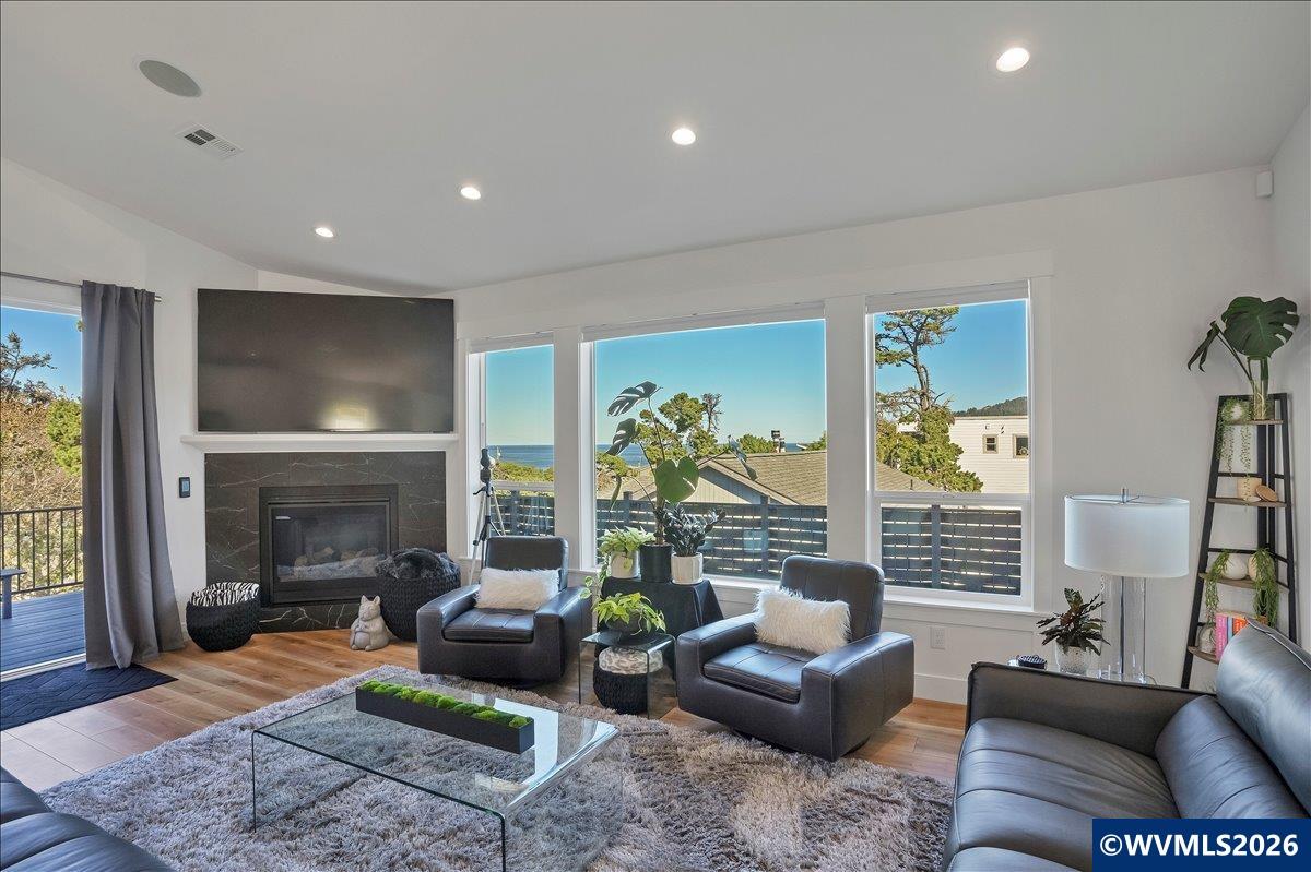 Experience inspired luxury in the coveted Roads End neighborhood, wher – image 13