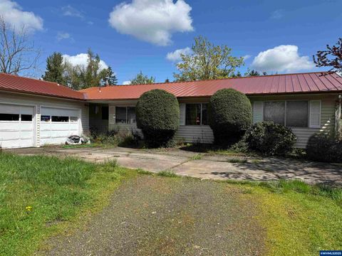 4286 Forest Ridge Rd NE Silverton OR 97381