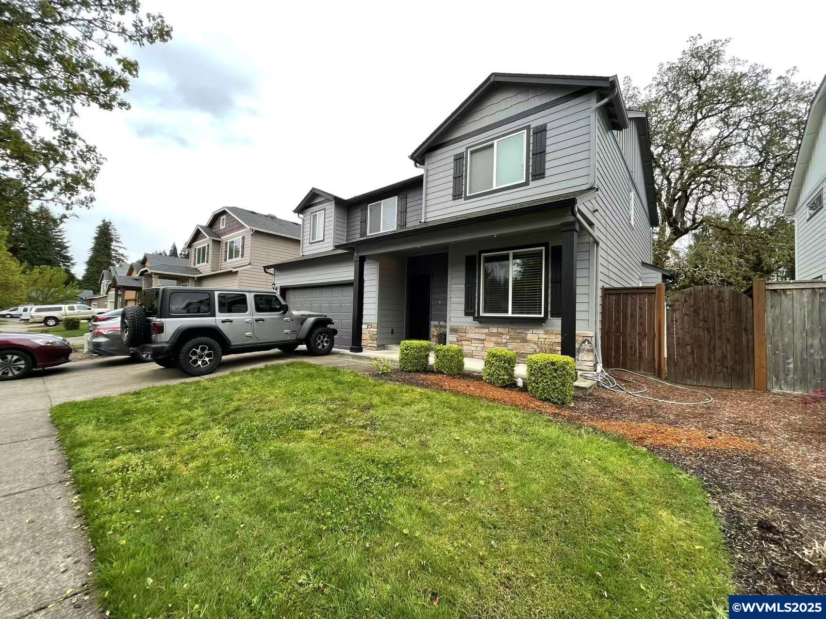 308 Muirfield Av NW