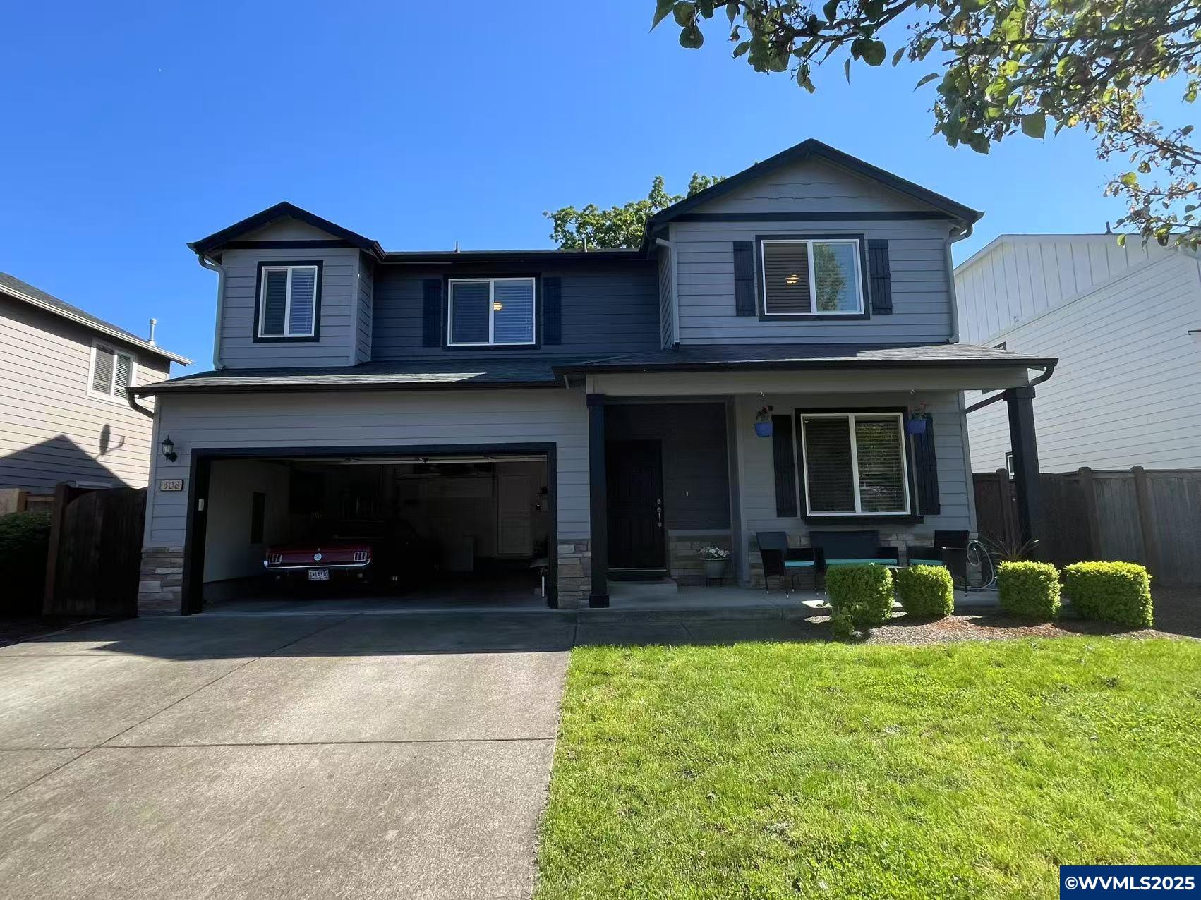 308 Muirfield Av NW