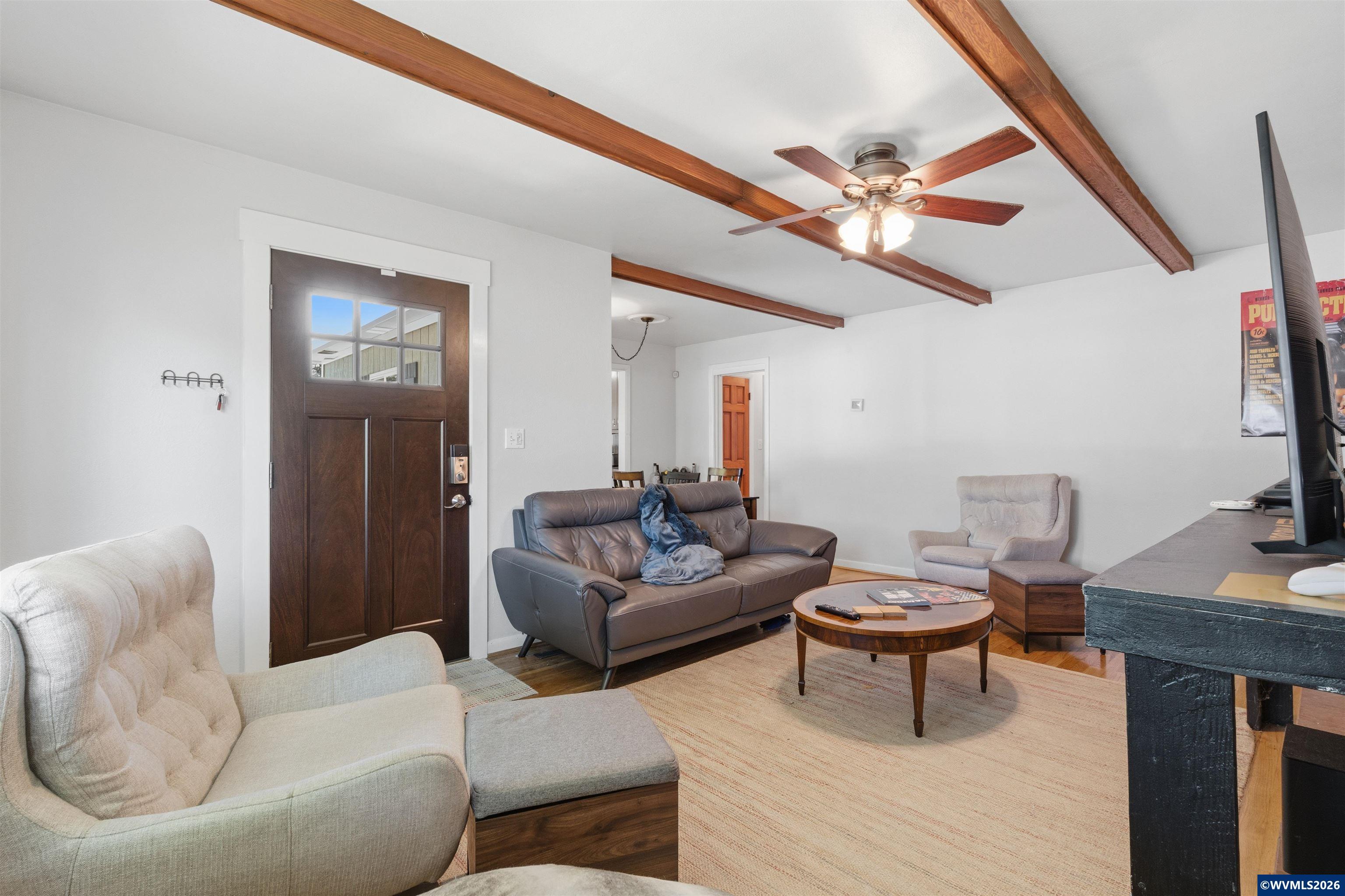 837 NW 10th St