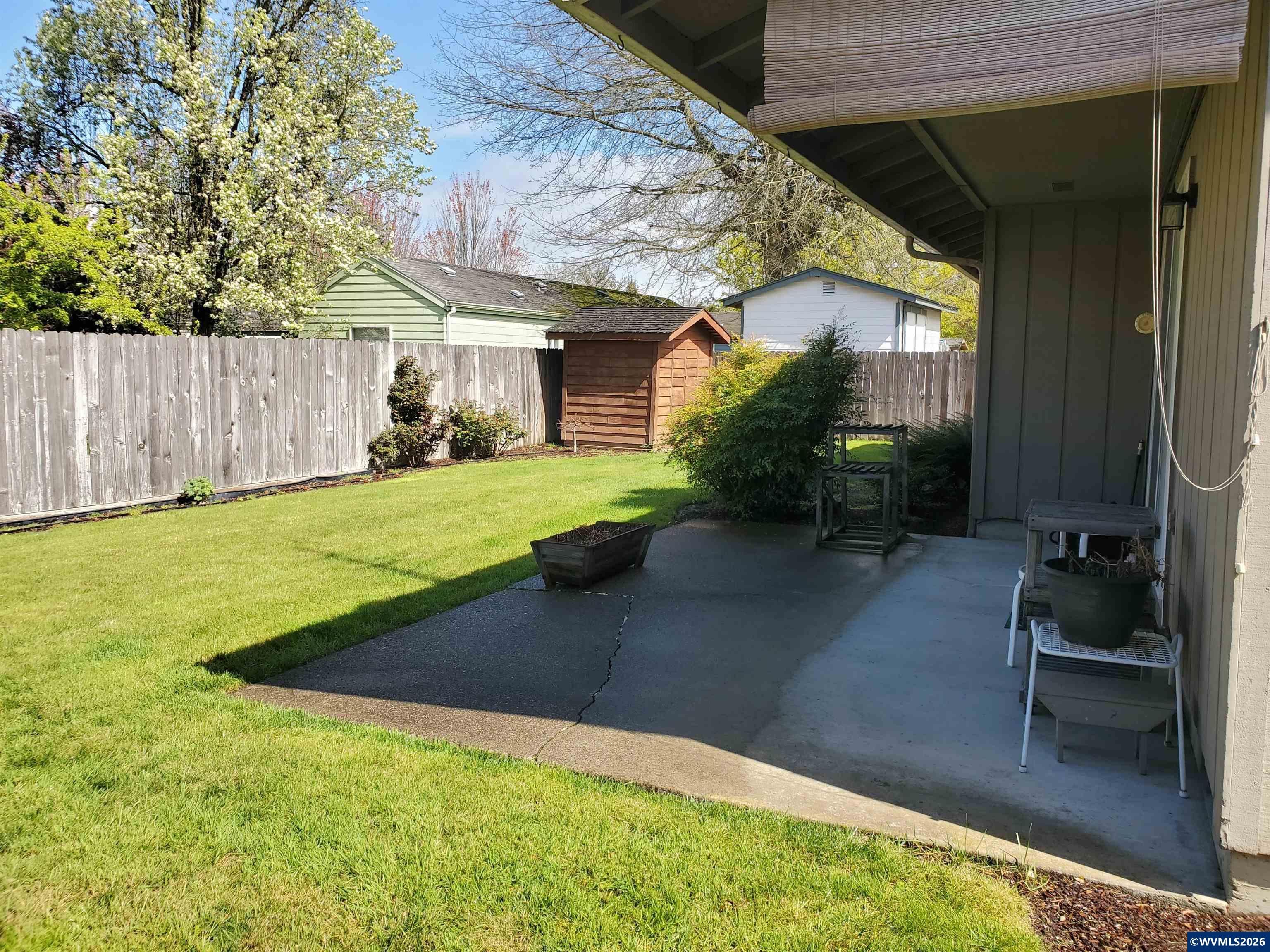 1975 Breakwood Cir SE